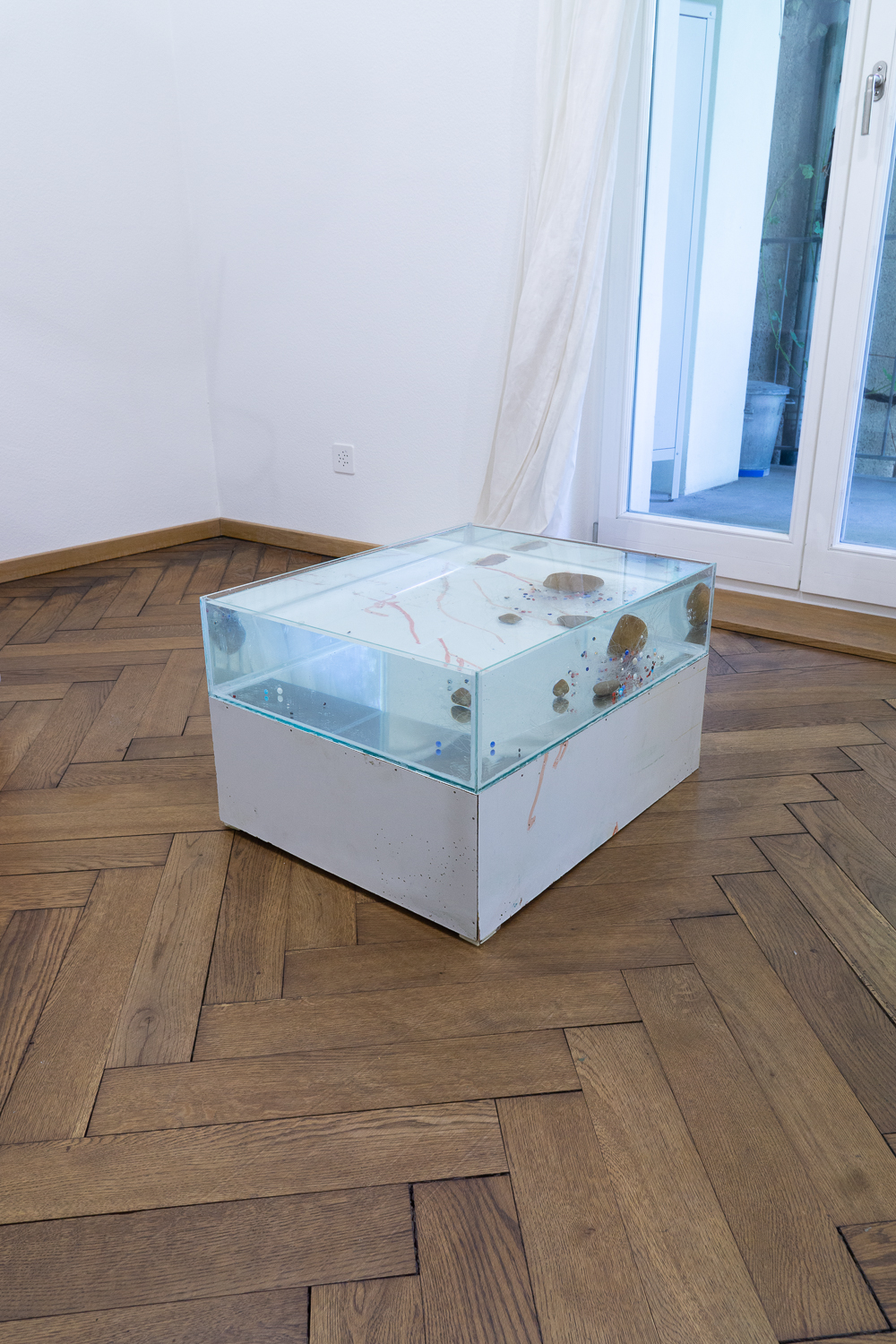Vague Classes, exhibition by Manuel Schneider, Harmony100, 2023