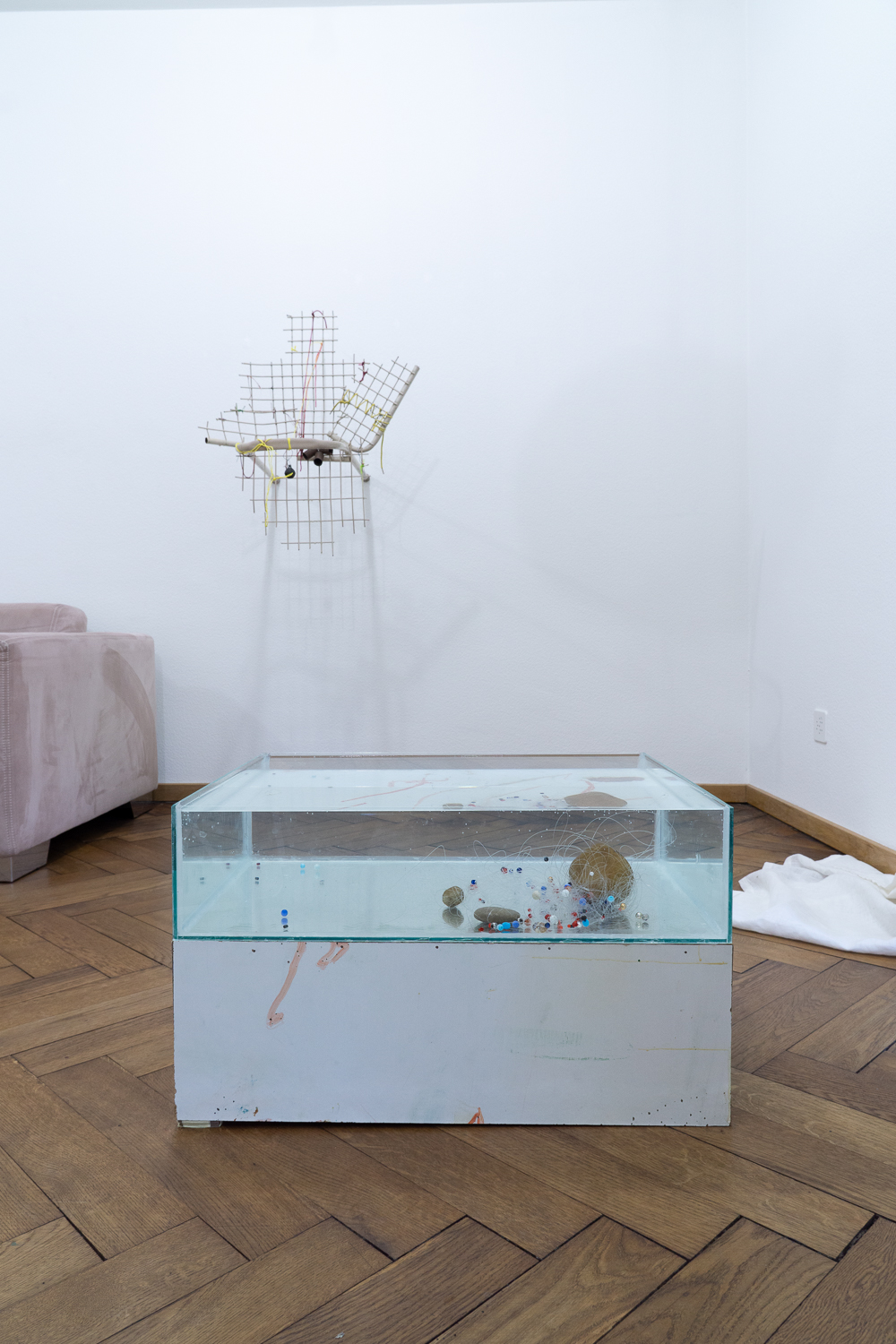Vague Classes, exhibition by Manuel Schneider, Harmony100, 2023